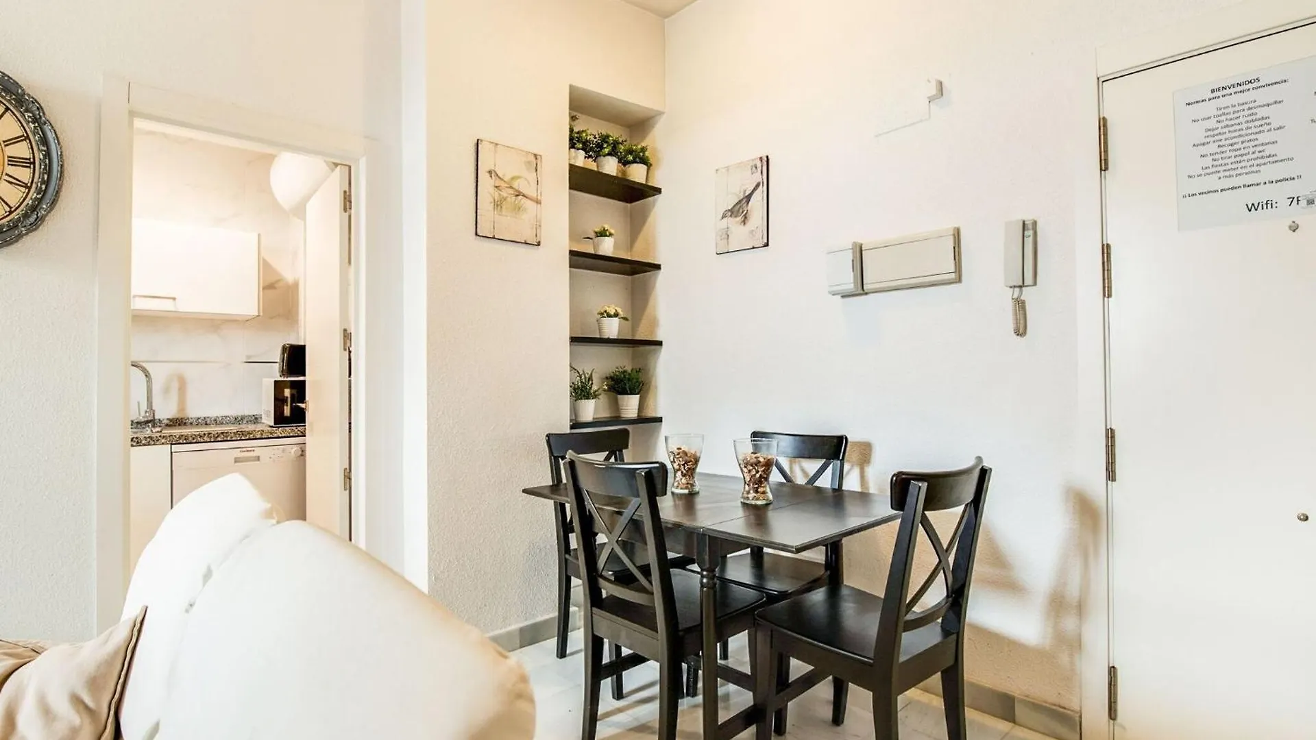 Comfy Holiday Home In Seville Near Town Centre